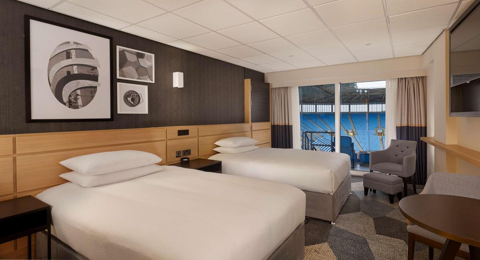 Готель Doubletree By Hilton Coventry Building Society Arena Екстер'єр фото