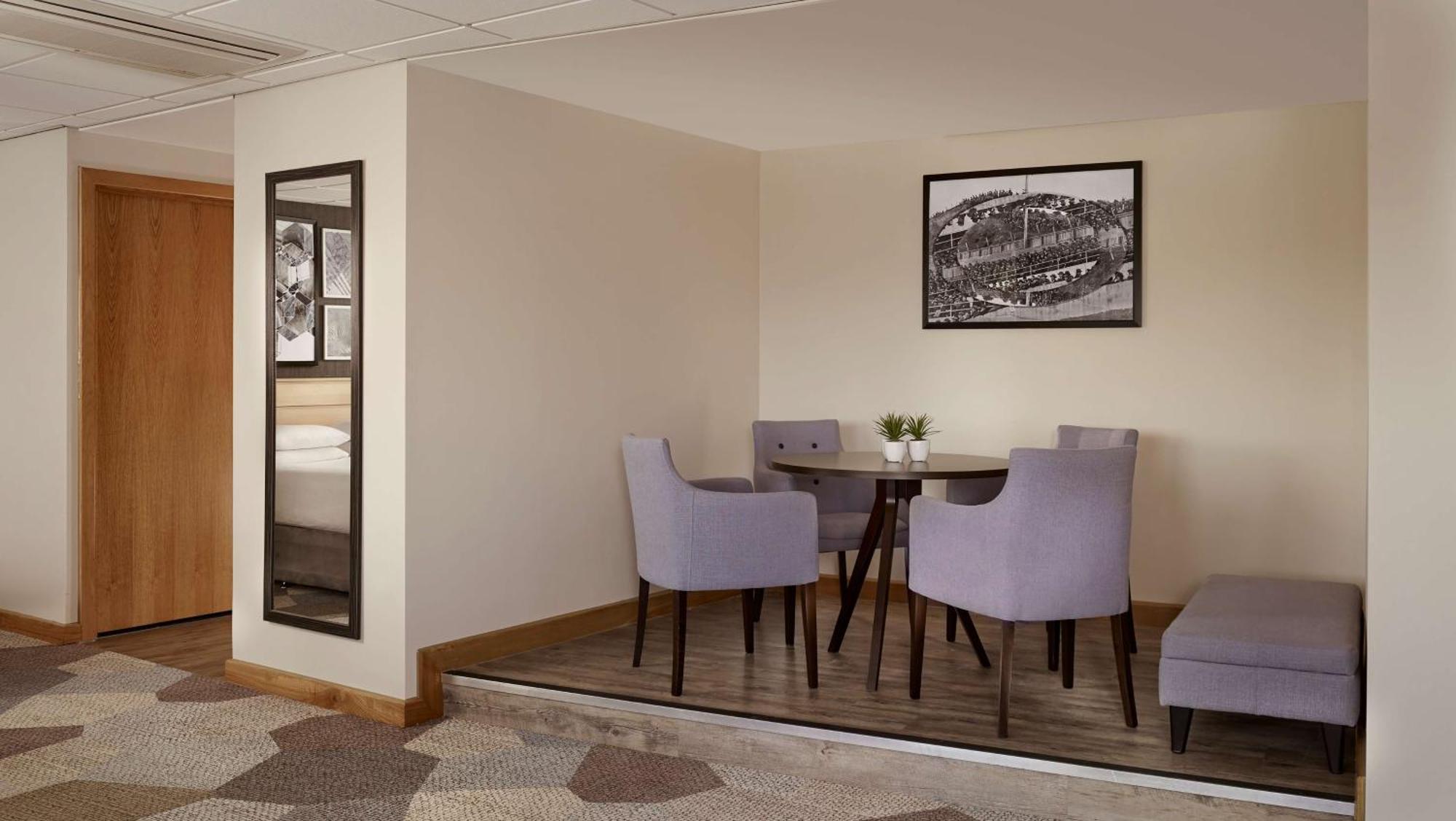 Готель Doubletree By Hilton Coventry Building Society Arena Екстер'єр фото