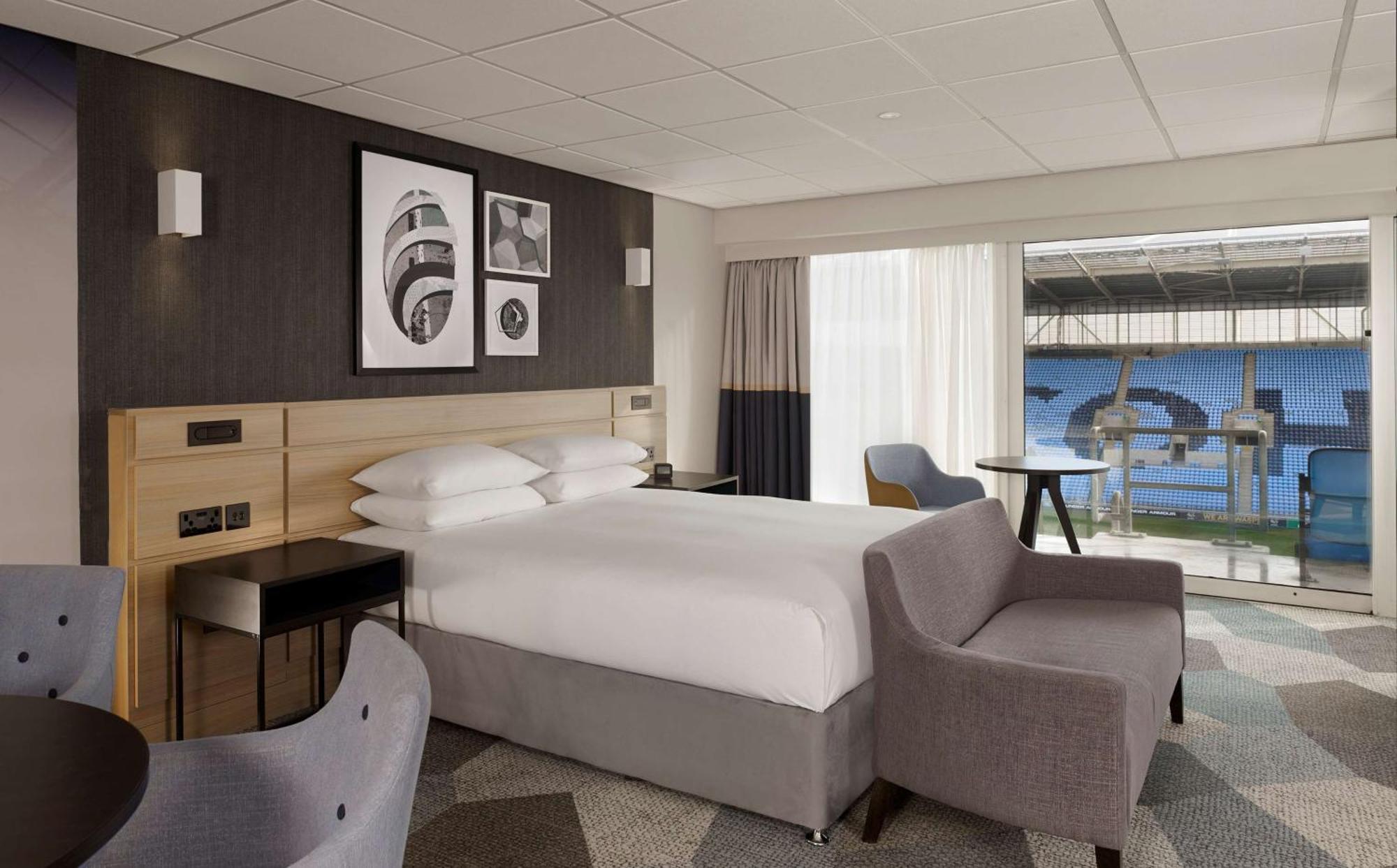 Готель Doubletree By Hilton Coventry Building Society Arena Екстер'єр фото